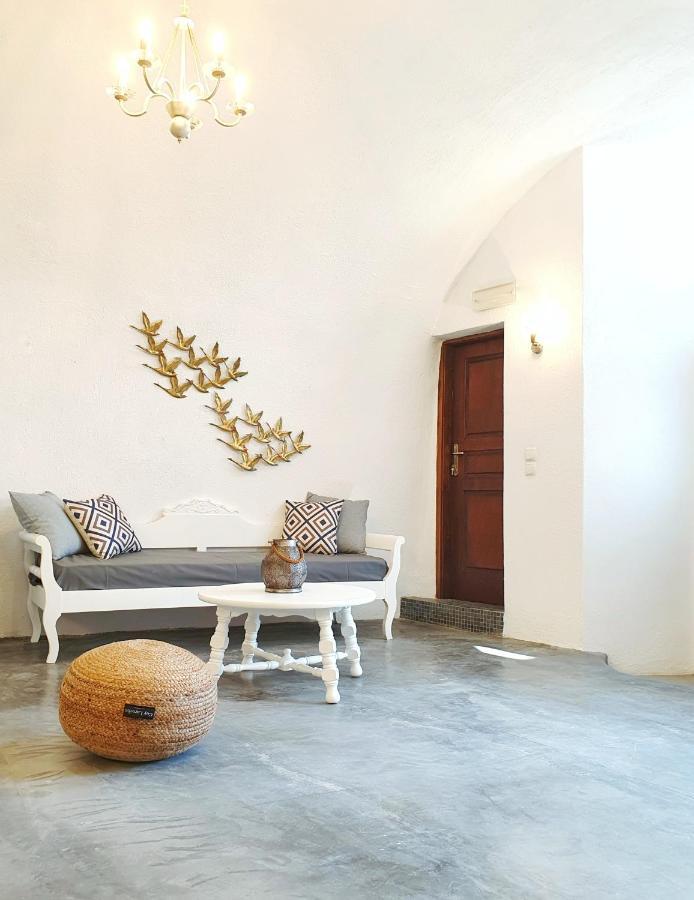 Navita Cave Houses Fira  Exterior foto