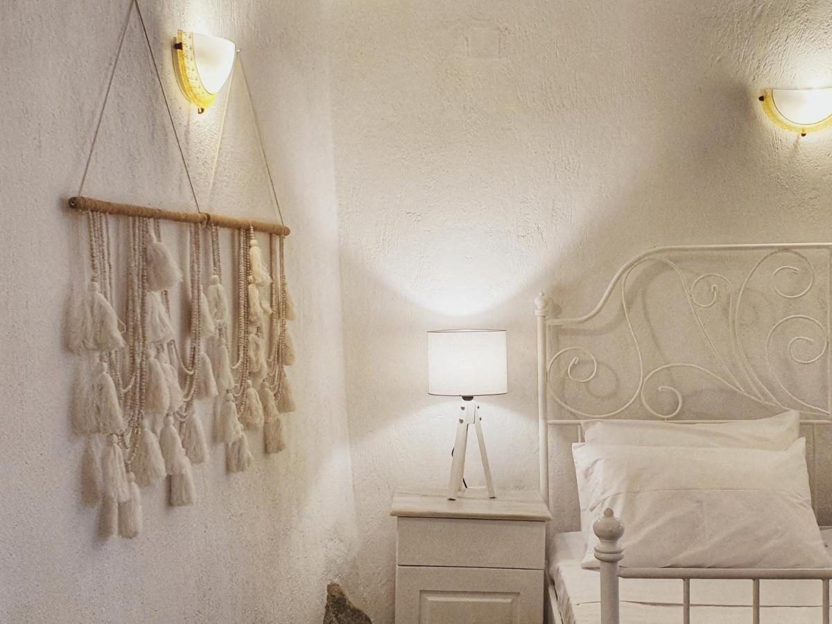 Navita Cave Houses Fira  Exterior foto