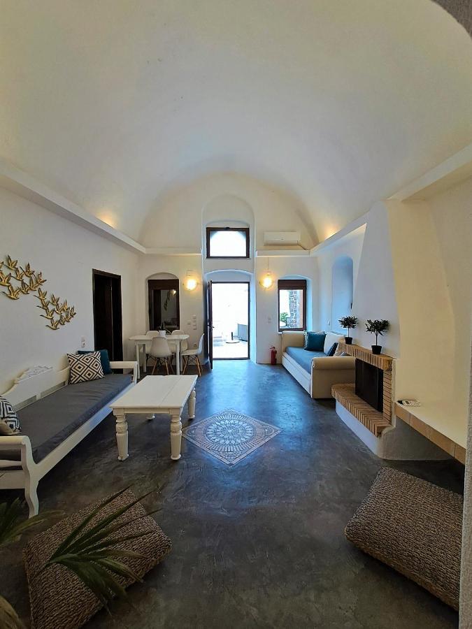 Navita Cave Houses Fira  Exterior foto
